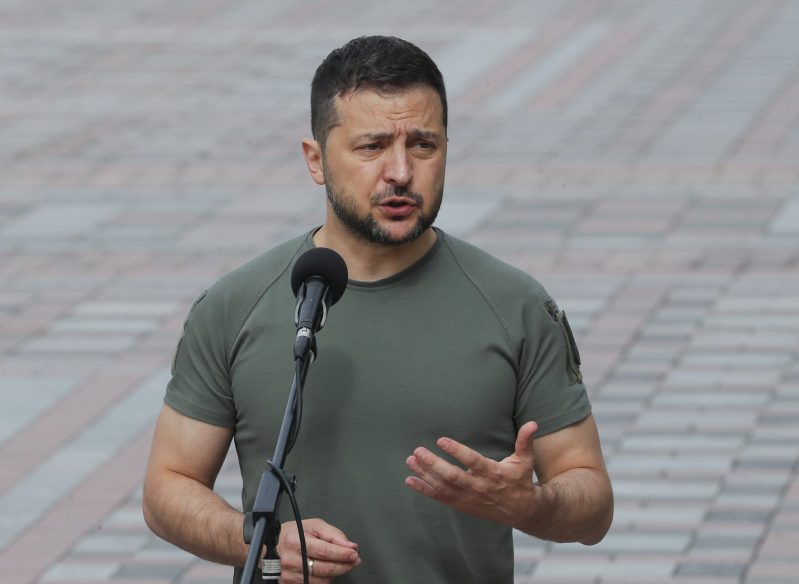 Nuevo paquete de ayuda de EE.UU. a Ucrania incluye munición para cohetes. Foto de EFE