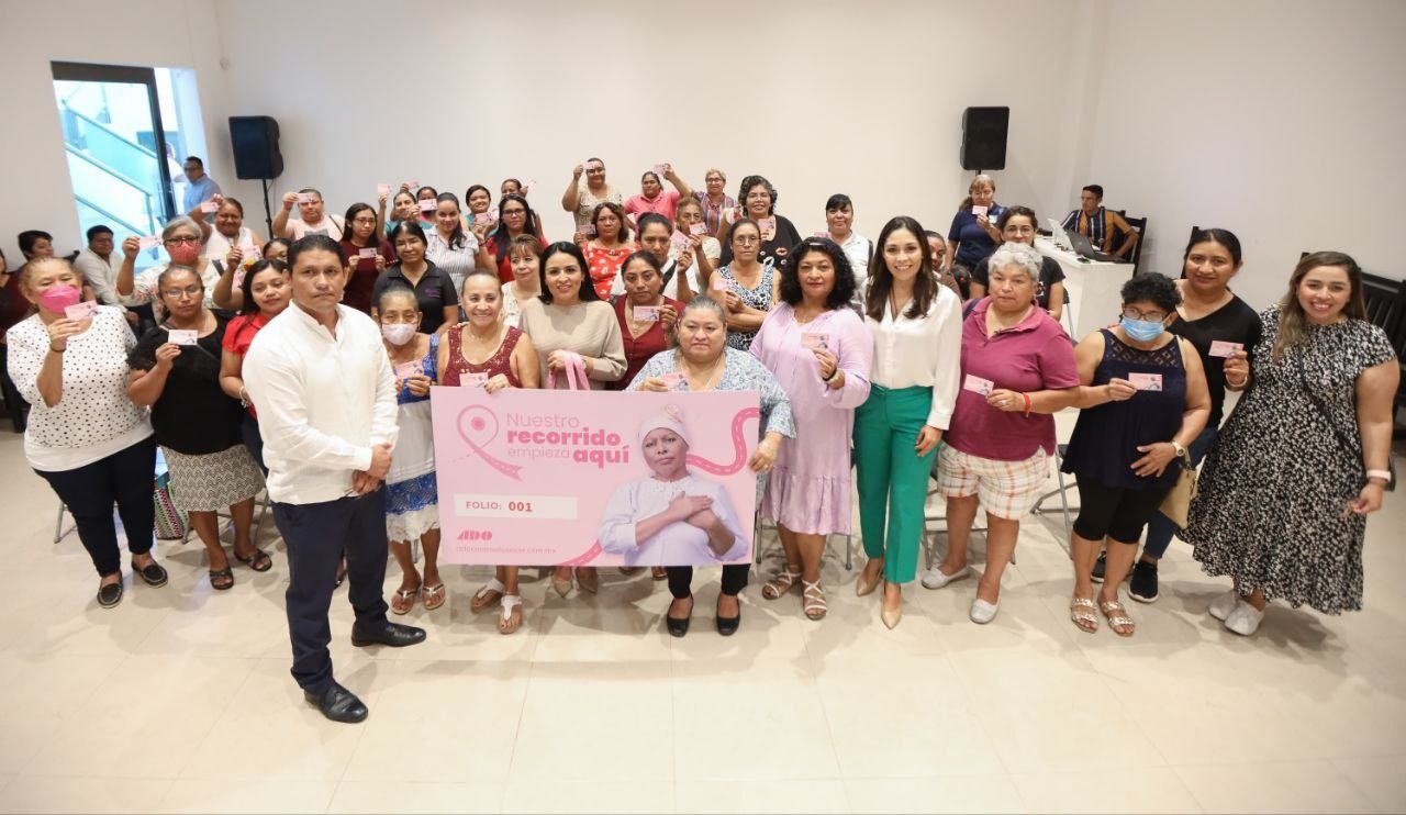 Entregan pases para mastografías gratuitas a mujeres de Puerto Morelos
