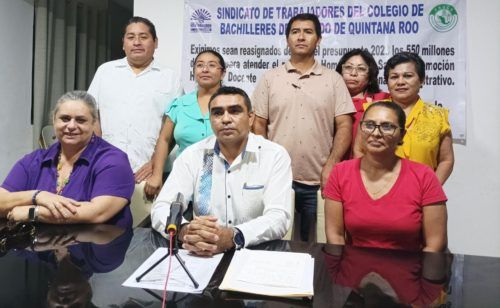 
Trabajadores del Cobach de Quintana Roo amenazan con movilizaciones en caso de no ver satisfechas sus demandas