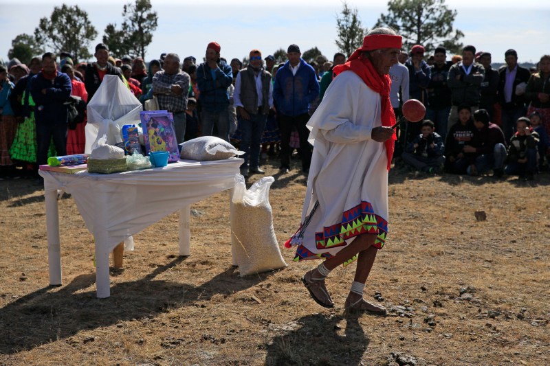 Comunidad binacional entrega donativos a pobladores de sierra de Chihuahua - comunidad-binacional-entrega-donativos-a-pobladores-de-sierra-de-chihuahua-3-1024x683
