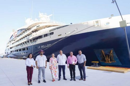 Arriba a Cozumel el crucero de lujo Le Bellot con 187 pasajeros