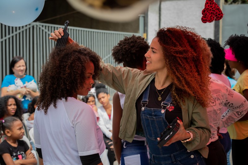 El cabello afro, una forma de activismo que cobra fuerza en Venezuela - el-cabello-afro-una-forma-de-activismo-que-cobra-fuerza-en-venezuela-1024x683