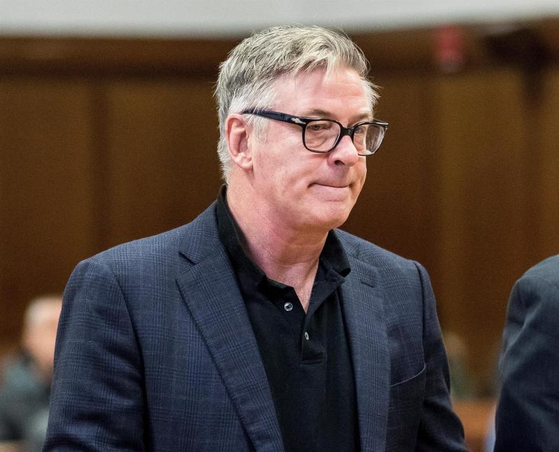 El Sindicato de Actores de EE.UU. considera "errónea" la acusación a Baldwin - alec-baldwin-1024x828