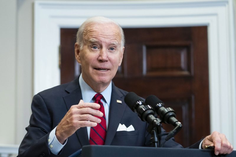 Florida presenta pruebas en demanda a Biden por sus políticas de migración. Foto de EFE