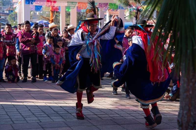 Indígenas tzotziles celebran a San Sebastián Mártir en Chiapas - indigenas-tzotziles-celebran-a-san-sebastian-martir-en-chiapas-1024x679