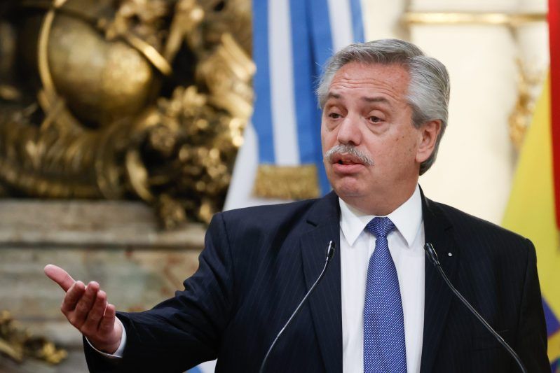 Empleados de Starbucks en EE.UU. celebran primer aniversario de lucha sindical. Foto de EFE