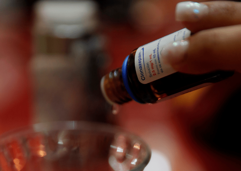 Menores se intoxican con clonazepam en Guanajuato por un reto de TikTok. Foto de EFE