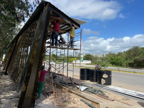 Construyen paradero para estudiantes universitarios con presupuesto participativo