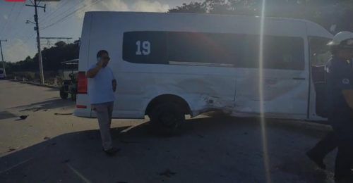 Cuatro personas mal heridas al cruzar van turística sin precaución en la 307