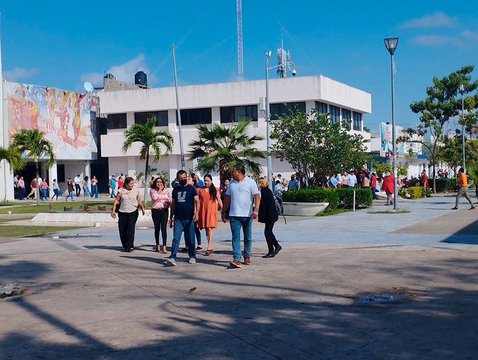 Evacúan Palacio de Gobierno en Chetumal por un sismo
