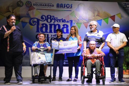 Lili Campos inauguró 8va Feria del Tamal y del Atole