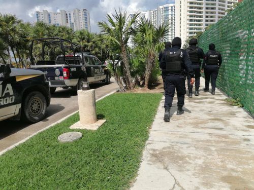 SOBREVOLANDO EL ÁGUILA 1  Despliegan operativos de seguridad en Cancún