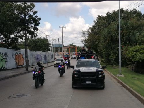 SOBREVOLANDO EL ÁGUILA 1  Despliegan operativos de seguridad en Cancún