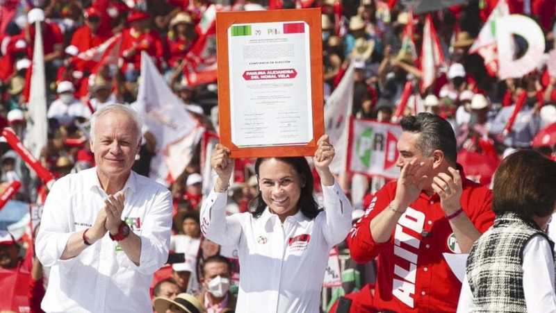 Alejandra del Moral rinde protesta como precandidata electa para la gubernatura de Edomex - a2