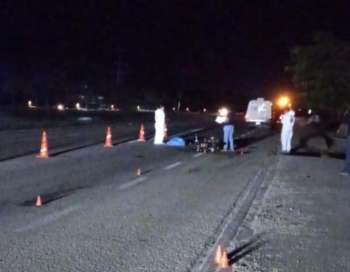 SEGUNDA VÍCTIMA MORTAL POR FALTA DE ALUMBRADO || Arrolla auto fantasma a motociclista en la carretera 307