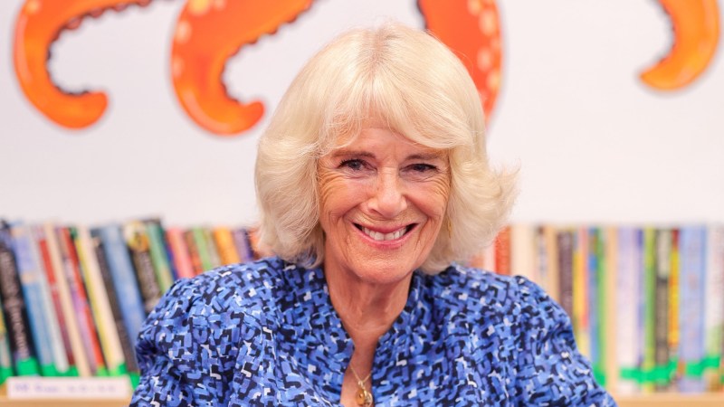 Camila lucirá la corona de la reina consorte María, abuela de Isabel II - camila-reina-consorte-de-inglaterra-1024x576