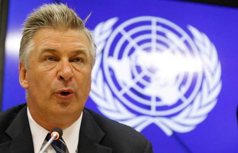 Trabajadores de 'Rust' demandan a Alec Baldwin por efectos postraumáticos. Foto de EFE