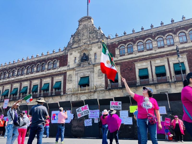 Café semanal de IDEA Internacional (26 de febrero al 4 de marzo de 2023). Foto de Tania Villanueva para López-Dóriga Digital