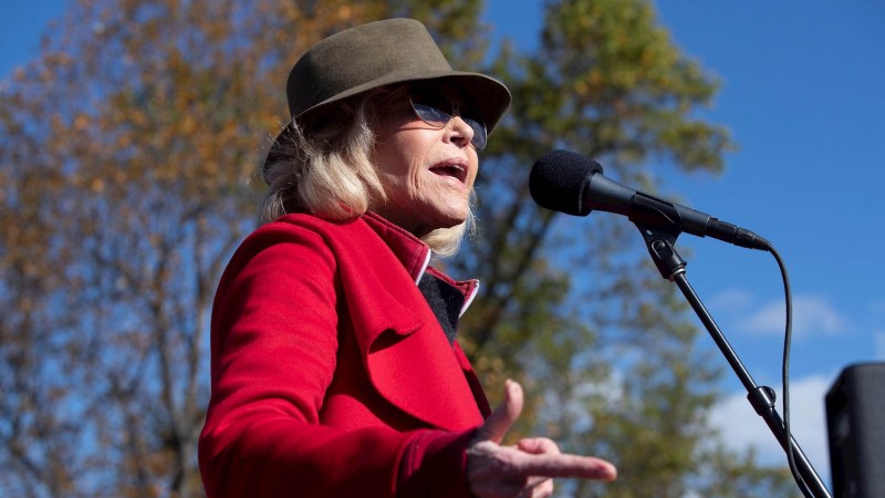 Jane Fonda defiende el aborto y sugiere "matar" a detractores - jane-fonda-actiz