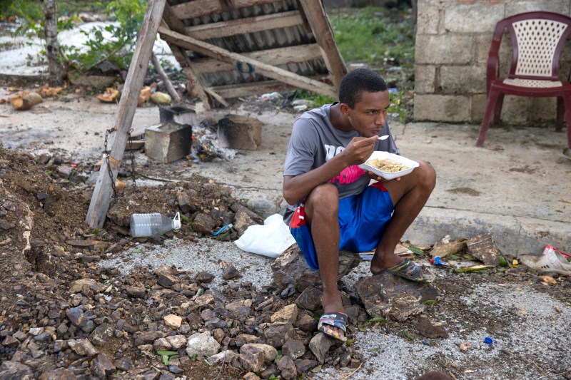 Retiran los nombres de Fiona e Ian de la lista para denominar ciclones - huracan-fiona-deja-dos-muertos-y-miles-de-desplazados-a-su-paso-por-r-dominicana-1024x683