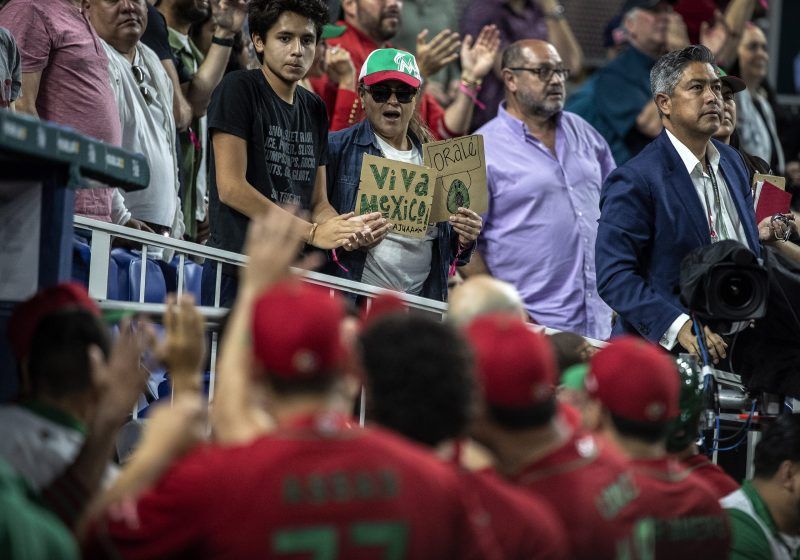 López Obrador elogia a la selección mexicana del Clásico Mundial. Foto de EFE