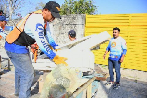 Recolectan en Calderitas 15 toneladas de cacharros