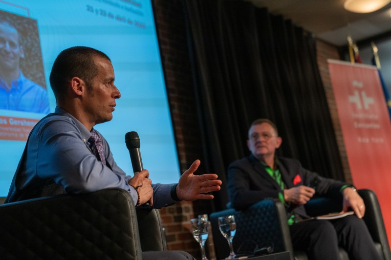 El español de Estados Unidos, una lengua falta de prestigio - el-espanol-de-estados-unidos-una-lengua-falta-de-prestigio-3-1024x683