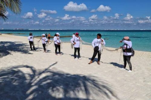 Trabajo de Atenea Gómez logra que playas de Isla Mujeres aprueben auditoría para obtener bandera Blue Flag