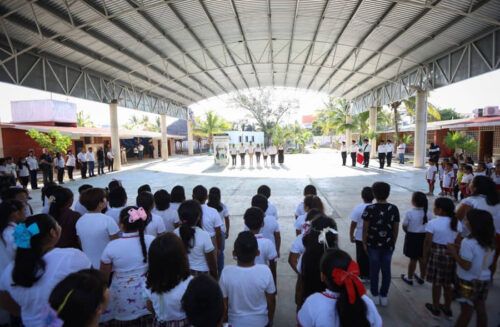 Encabeza Blanca Merari ceremonia cívica con motivo del 270 aniversario del natalicio de don Miguel Hidalgo y Costilla