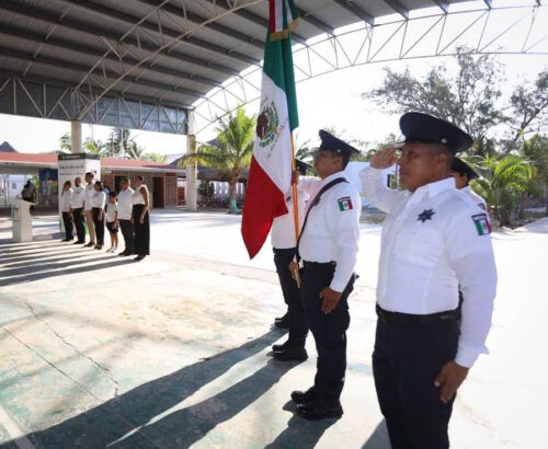 Encabeza Blanca Merari ceremonia cívica con motivo del 270 aniversario del natalicio de don Miguel Hidalgo y Costilla