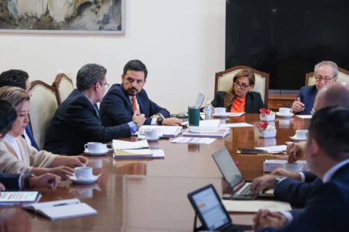 Se reúne Mara con directores de IMSS Bienestar