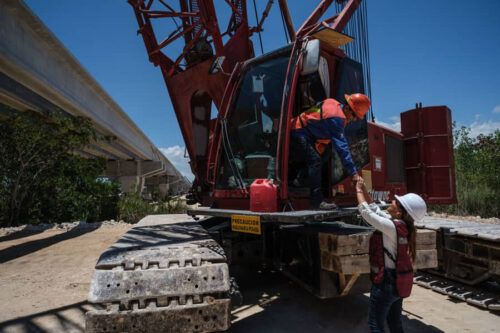 MARA SUPERVISA OBRAS || Puente vehicular Nichupté transformará la imagen de Cancún