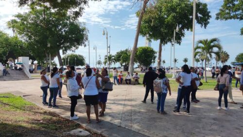 Protestan maestros de educación Indígena en Quintana Roo, contra ley de AMLO