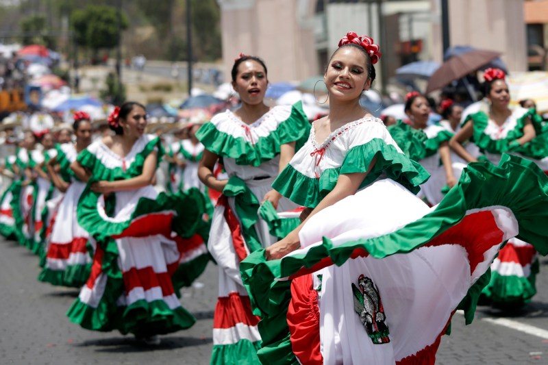 Puebla representa la identidad mexicana en el desfile del 5 de mayo - puebla-representa-la-identidad-mexicana-en-el-desfile-del-5-de-mayo-2-1024x683