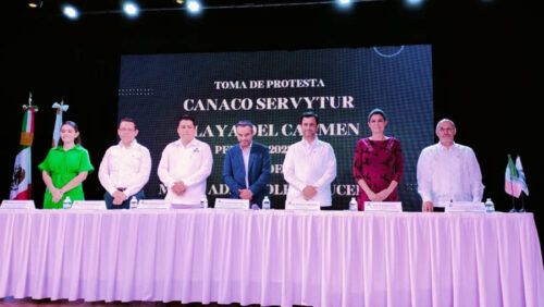 Rinde protesta Comité Directivo de la Canaco Servytur de Playa del Carmen