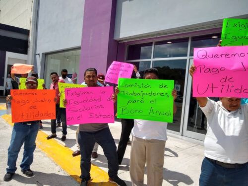 Trabajadores de Suburbia exigen respeto a los derechos y prestaciones laborales