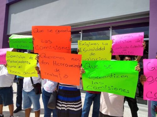 Trabajadores de Suburbia exigen respeto a los derechos y prestaciones laborales