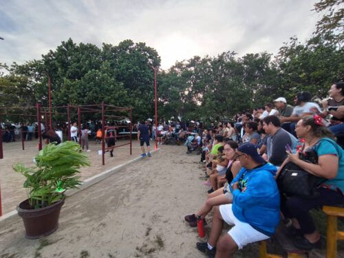 Gran respuesta de jóvenes al Primer Torneo de Calistenia batalla de Barras IMJUVE 2023