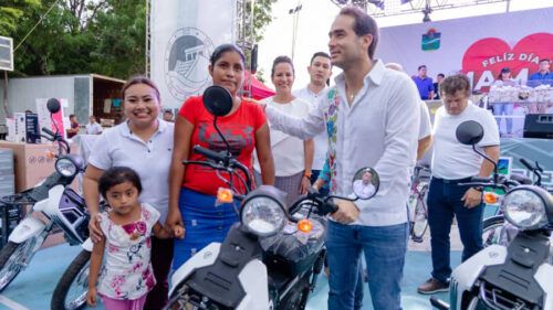 MULTITUDINARIO DÍA DE LAS MADRES EN TULUM; Diego Castañón anuncia concierto gratuito de los Ángeles Azules