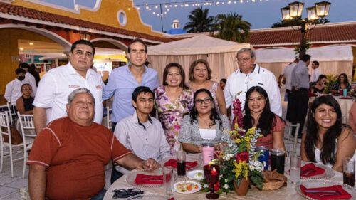 Con cena de gala, Diego Castañón celebra a las y los maestros de Tulum