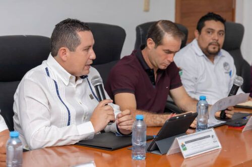 Diego Castañón encabeza firma de convenio con el Tribunal de Justicia Administrativa