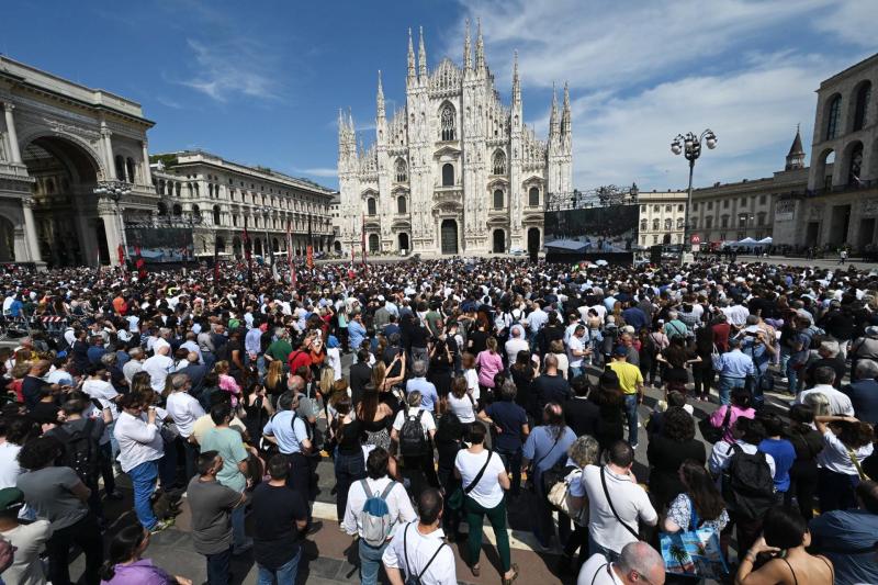 Italia despide a Silvio Berlusconi con funeral de Estado - catedral-de-milan-durante-funeral-de-estado-de-silvio-berlusconi-1024x683