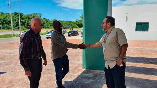 Llegan médicos Cubanos al hospital oncológico de Chetumal