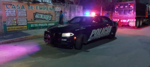 Tiran en la calle a un hombre asesinado a balazos en el Pedregal