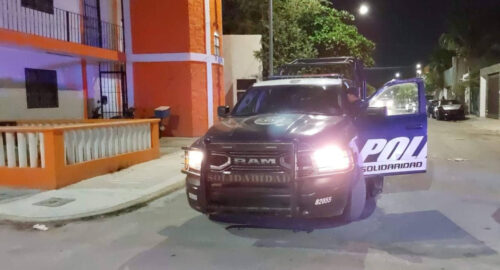 Tiran en la calle a un hombre asesinado a balazos en el Pedregal