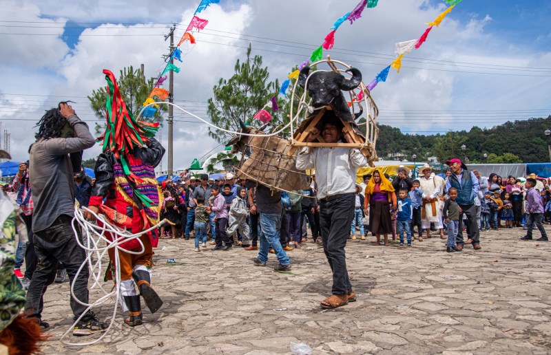 Pueblos mayas tzotziles invocan lluvias en temporada de sequía en el sur de México - pueblos-mayas-tzotziles-invocan-lluvias-en-temporada-de-sequia-en-el-sur-de-mexico-2-1024x661