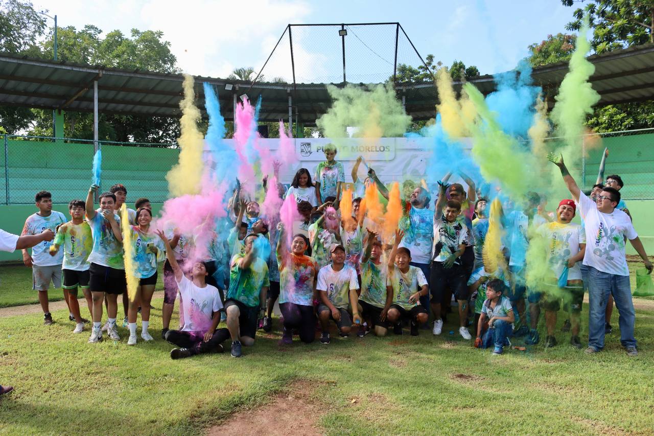 Participan 60 jóvenes y niños en la carrera de colores de Leona Vicario