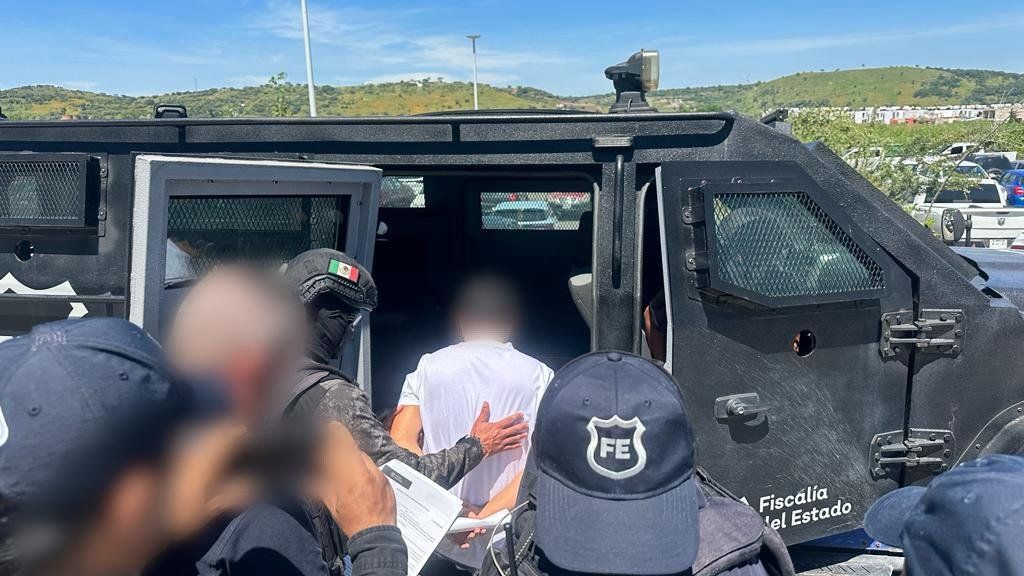 Detienen a tres por secuestro a la alcaldesa de Cotija Detienen a tres por secuestro a la alcaldesa de Cotija