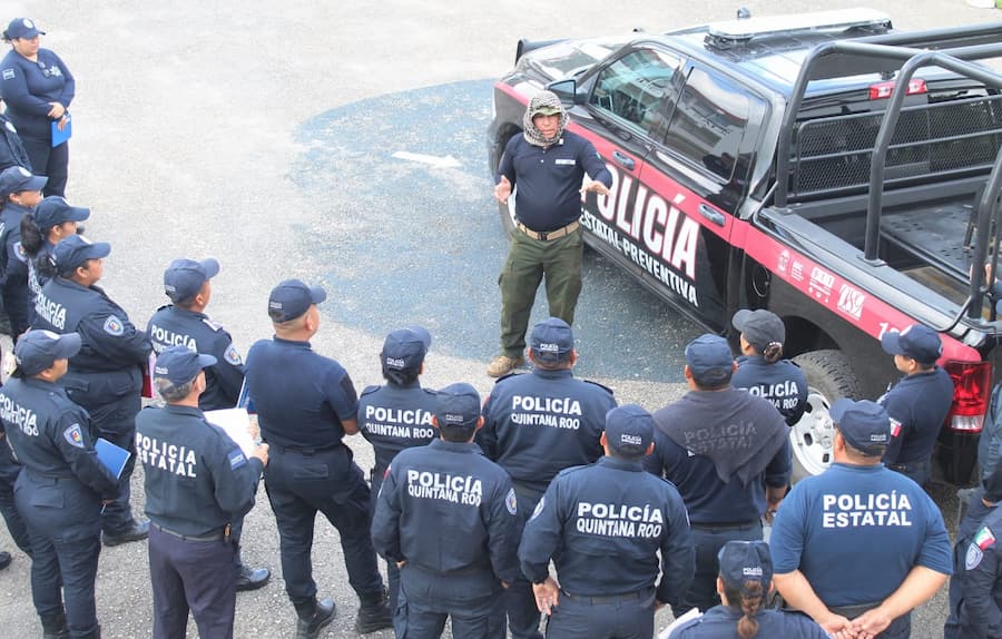 Capacitan a policías en medicina táctica desde Chetumal