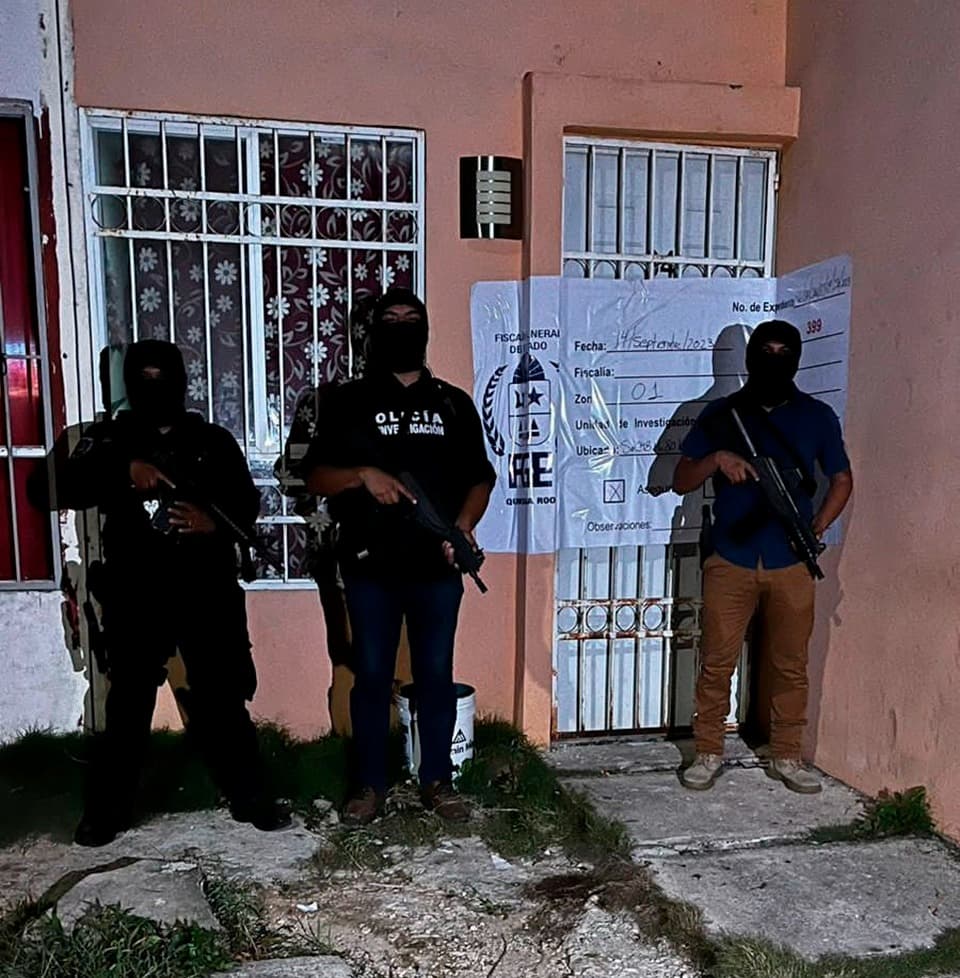 Catean 5 casas en Cancún, detienen a cuatro personas y decomisan drogas y vehículos